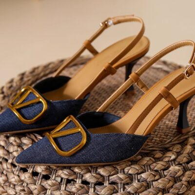 Women beautiful temperament and denim high-heeled sandals