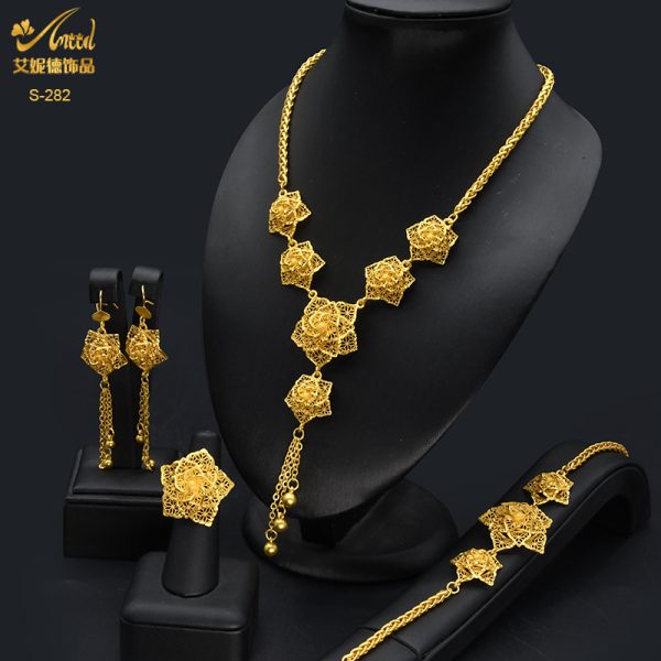 Second image of Cutout Jewelry Set