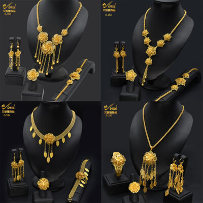 Cutout Jewelry Set