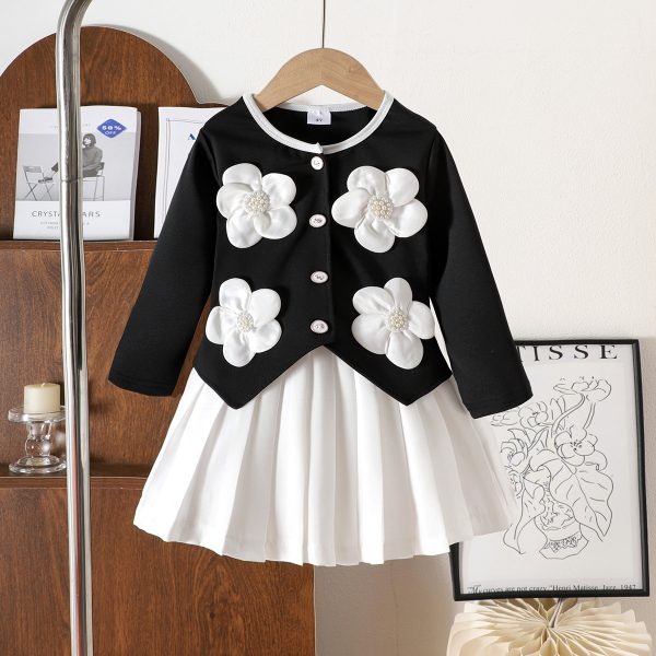 children's flower black long-sleeved top + white short skirt