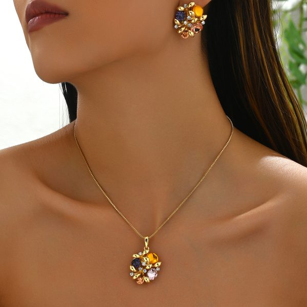 Second image of Geometric  long necklace jewelry set