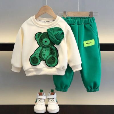 children’s long-sleeved sweatshirt