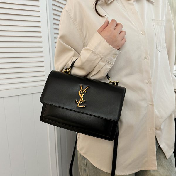 Second image of simplicity light luxury sunset bag