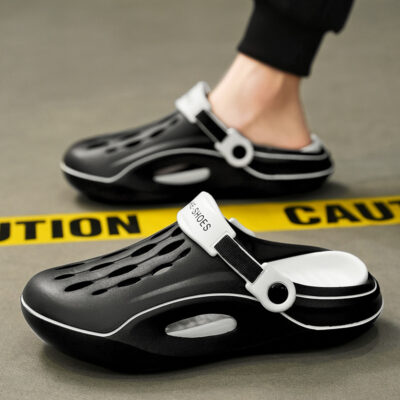 sports toe-capped slippers,