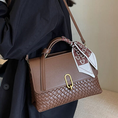 fashion woven small square bag