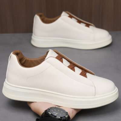 Men’s Retro low-top casual shoe.