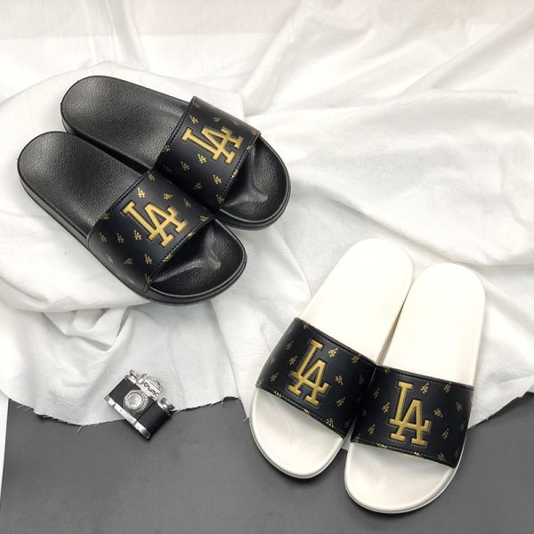 Second image of men's fashion home couple slippers