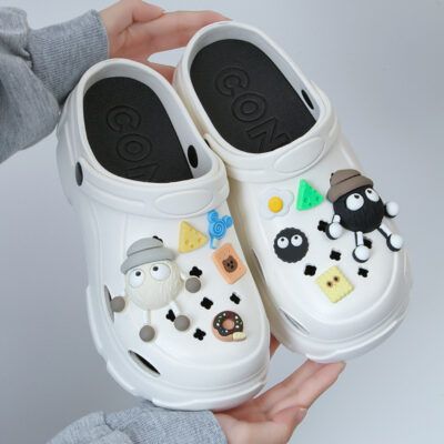 Thick-soled women’s slippers