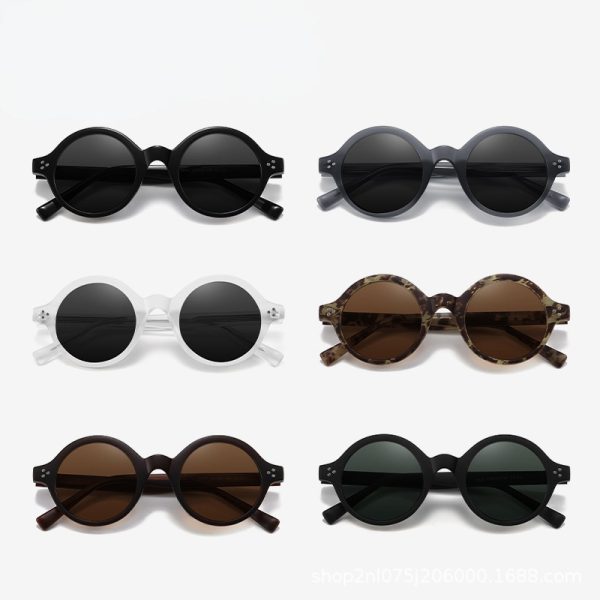 Second image of Men and Women polarized  sunscreen sunglasses