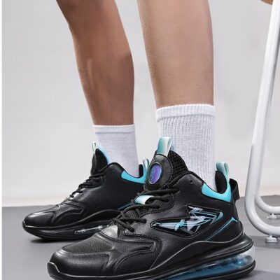 men’s sports sneakers