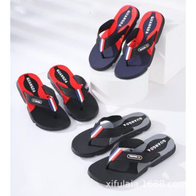 Simple fashion men’s slippers