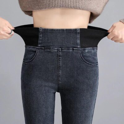 Women’s plus velvet elastic waist jeans