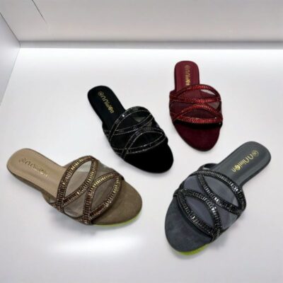 Ladies fashionableslippers for outdoor wear