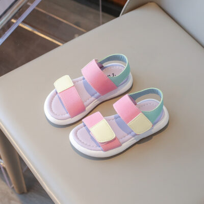 Girls’ sandals