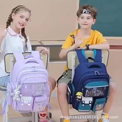 Schoolbag for primary school students