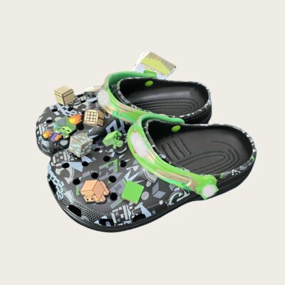 Children’s hole shoes boys and girls’