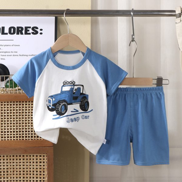 Second image of children's half-sleeved shorts for boys
