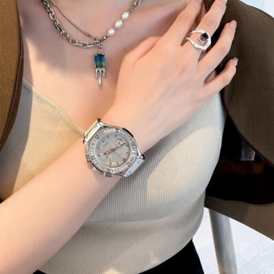 Morandi women’s light luxury diamond- watch