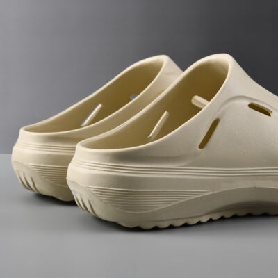 Baotou drag men’s non-slip wear-esistant hole shoes