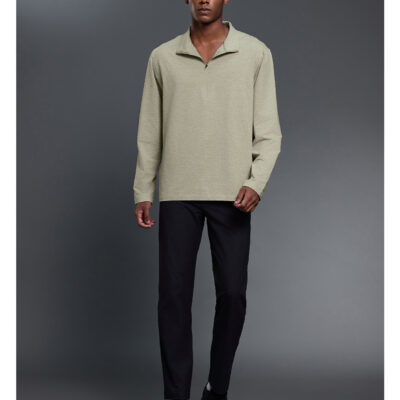 Half zipper stand-up collar long sleeve T-shirt