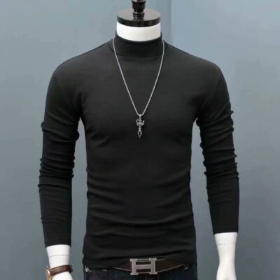 Men’s long-sleeved shirt,