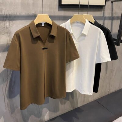 Black short-sleeved shirt