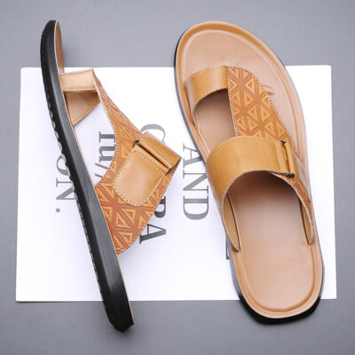 Simple Young Men’s Beach Shoes Slippers