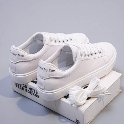 Small white shoes for female students