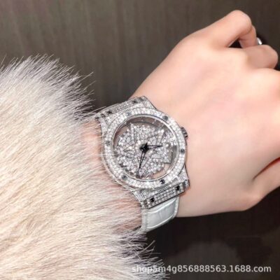 Ladies diamond- light luxury