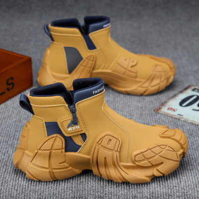 High-top men’s shoes