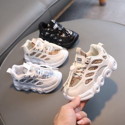 children’s webbing sports shoes