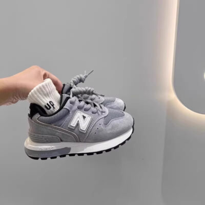 Children’s Forrest Gump shoes 2