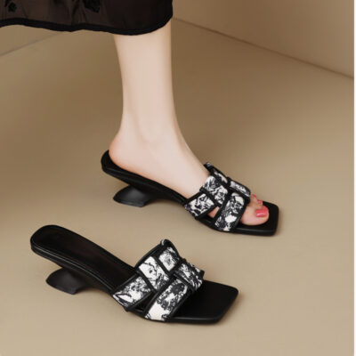 ladies high-end sandals