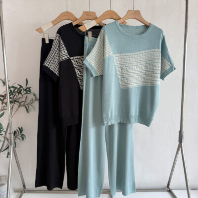 fashion jacquard bat sleeve set for women