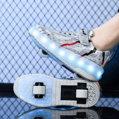 girls’ flash light charging shoes