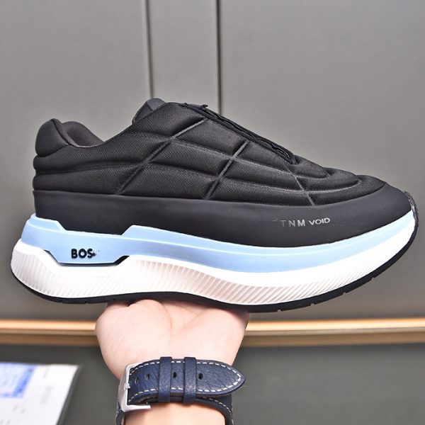 Second image of men's fashion versatile casual shoes